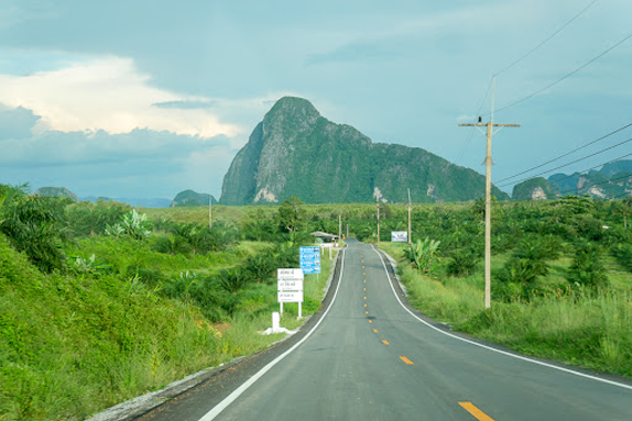 เพิ่มการติดไฟส่องสว่างในพื้นที ต.คลองเคียน อ.ตะกั่วทุ่ง